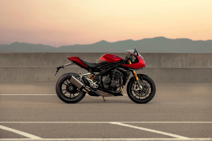 TRIUMPH SPEED TRIPLE 1200 RR