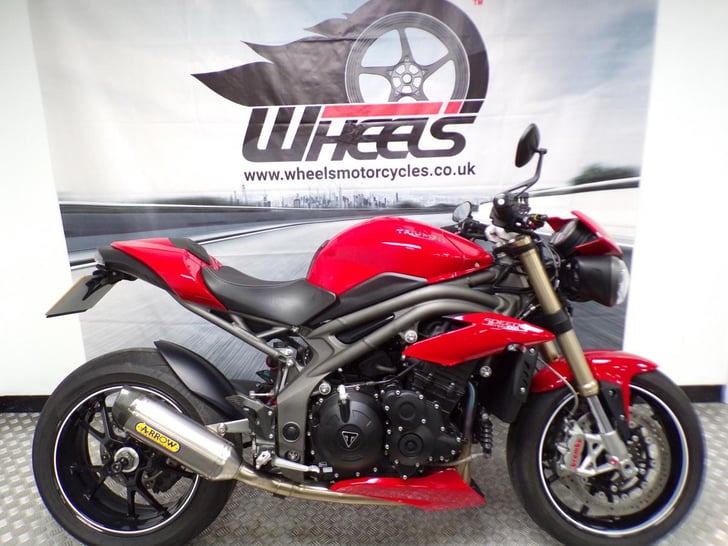 Triumph SPEEDTRIPLE 