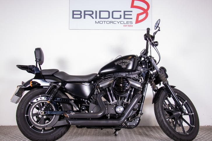 Harley-Davidson SPORTSTER XL883N IRON