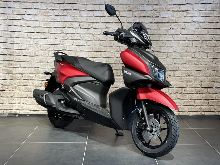 Yamaha RAYZR