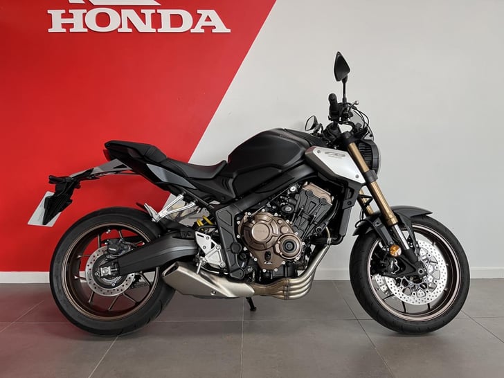 Honda CB650RA-N 