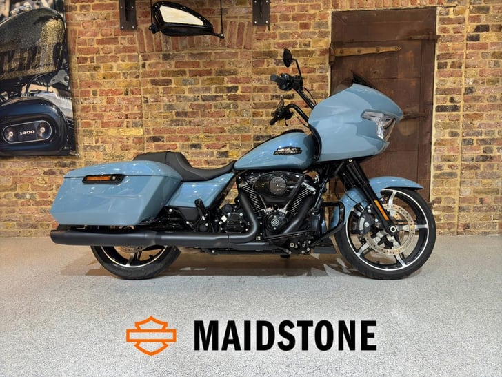 HARLEY-DAVIDSON FLTRX ROAD GLIDE