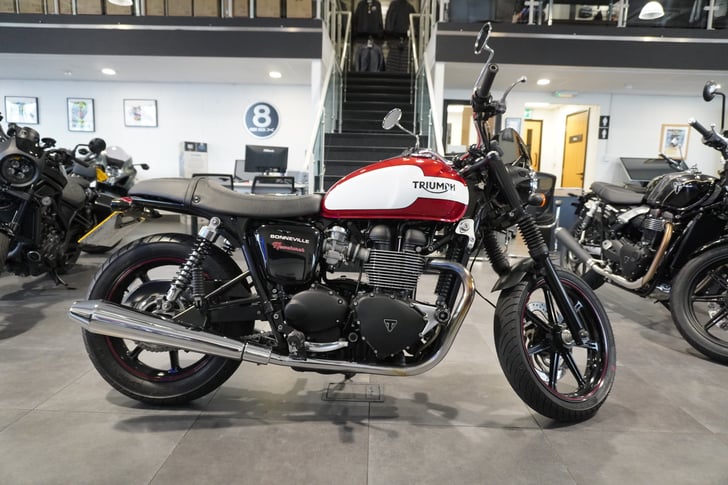 Triumph BONNEVILLE NEWCHURCH