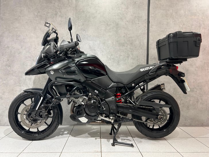 SUZUKI V-STROM 1000