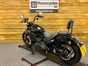 Used Harley-Davidson SOFTAIL FXBBS STREET BOB 114 SOFTAIL FXBBS STREET BOB 114 for sale in Swindon | Image 3