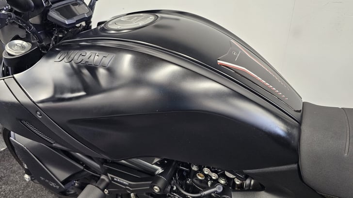 Ducati DIAVEL 1260