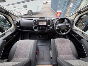 Used Burstner ELISEO ELISEO for sale in Wythall | Image 3