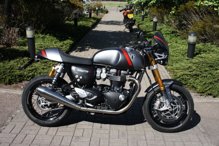 Triumph THRUXTON RS