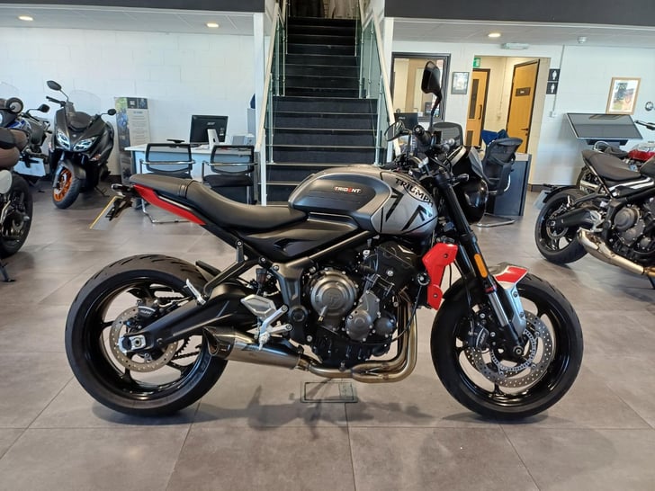Triumph TRIDENT 660