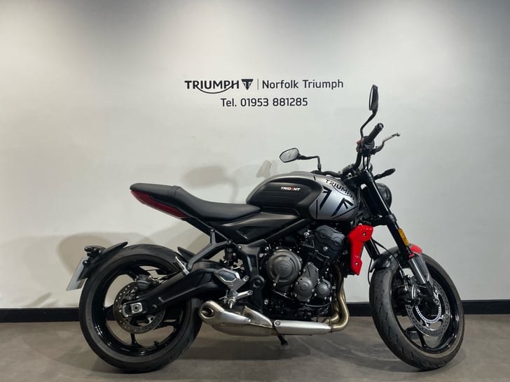 Triumph TRIDENT 660