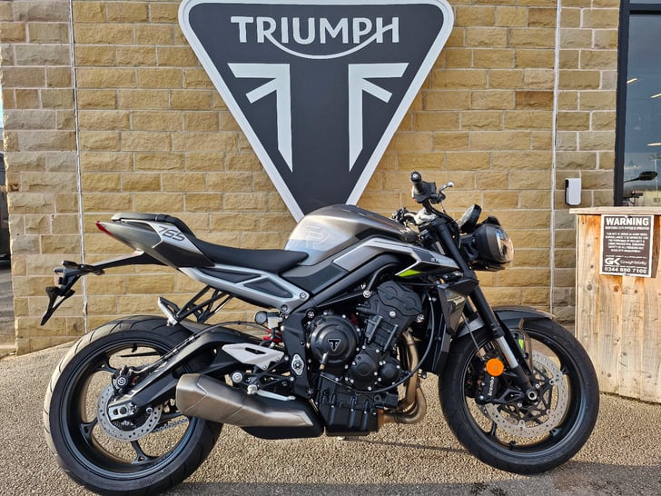 Triumph STREET TRIPLE 765 R