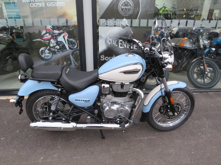 Royal enfield meteor on deals road price