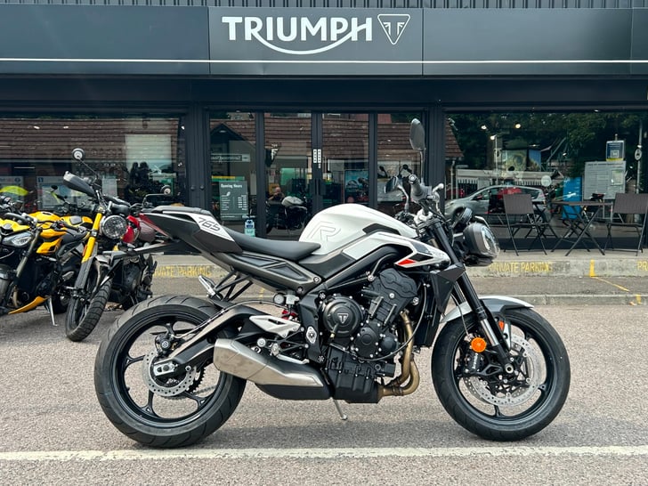 Triumph STREET TRIPLE 765 R