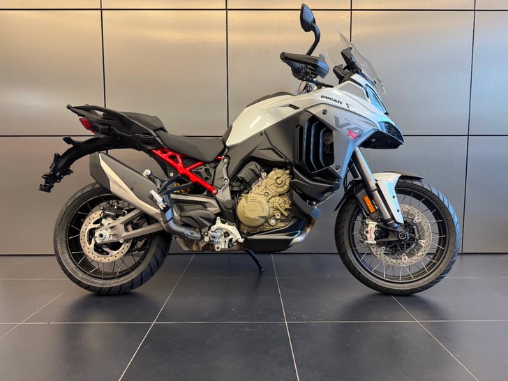Ducati MULTISTRADA V4 S RADAR