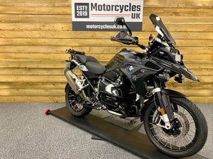 Used BMW R 1250 GS TRIPLE BLACK R 1250 GS TRIPLE BLACK for sale in Swindon | Image 2