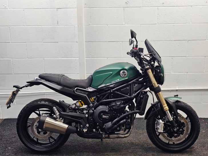 Benelli LEONCINO 800