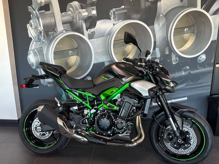 Kawasaki Z900