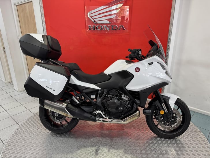 Honda NT1100