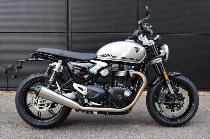 Triumph SPEED TWIN 1200