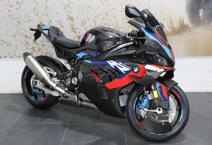 BMW M 1000 RR