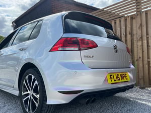 Used Volkswagen GOLF GOLF 1.4 TSI BLUEMOTION TECH ACT R-LINE EURO 6 (S/S) 5DR for sale in Chesterfield | Image 2