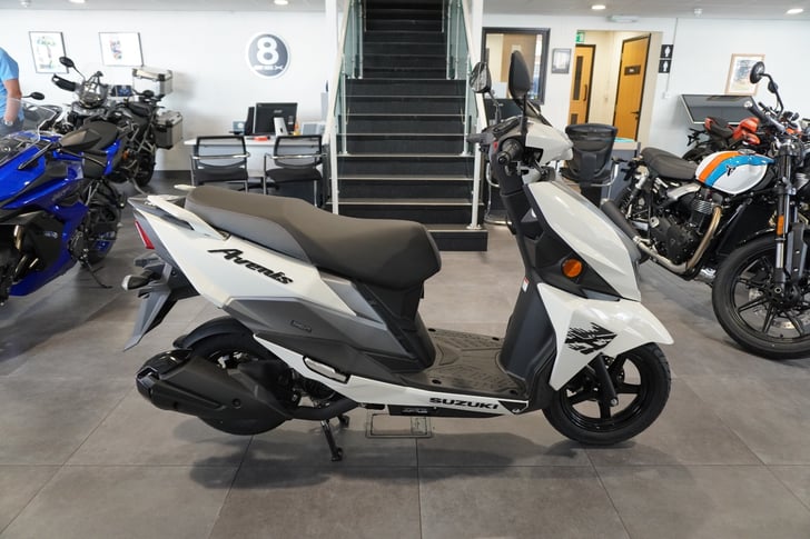 Suzuki Avenis 125