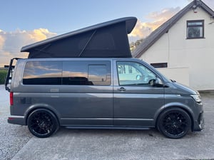 Used Volkswagen TRANSPORTER TRANSPORTER for sale in Preston | Image 2