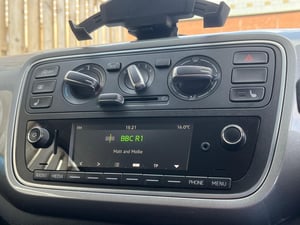 Used Skoda CITIGO CITIGO 1.0 MPI GREENTECH SE L EURO 6 (S/S) 3DR for sale in Chesterfield | Image 2