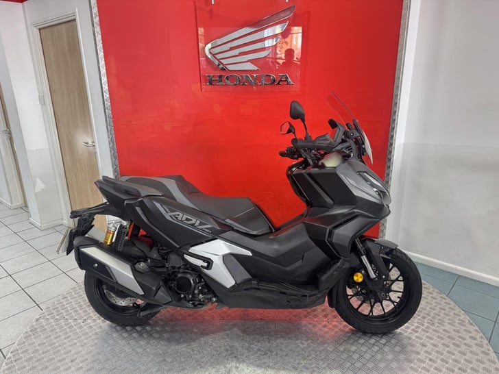 Honda ADV 350