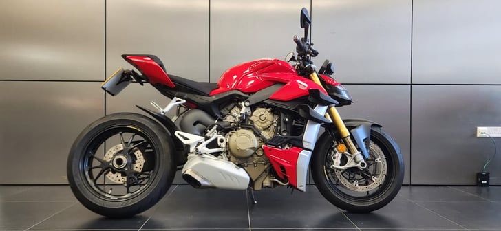 Ducati STREETFIGHTER V4 S
