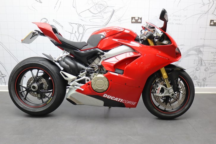 Ducati PANIGALE V4 S