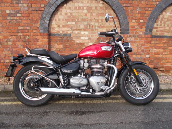 TRIUMPH SPEEDMASTER 1200