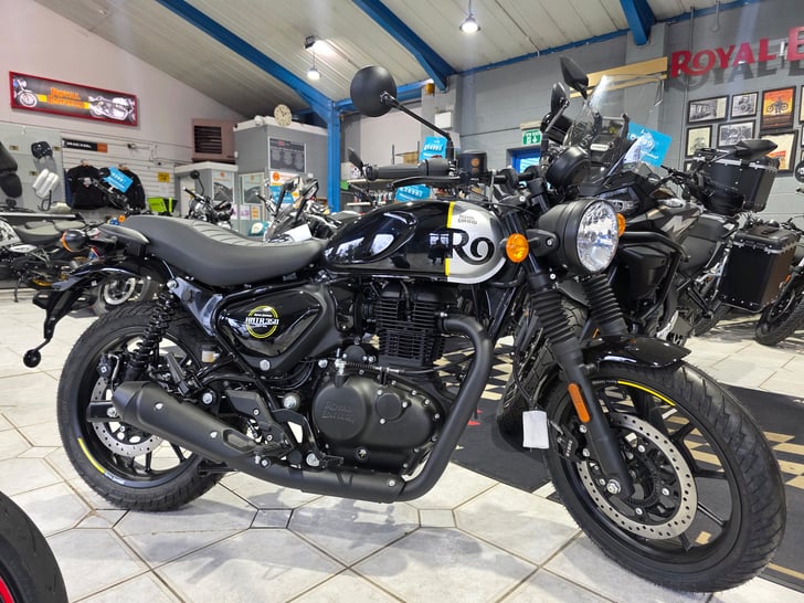 ROYAL ENFIELD HUNTER 350