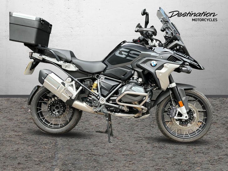 BMW R 1250 GS TRIPLE BLACK