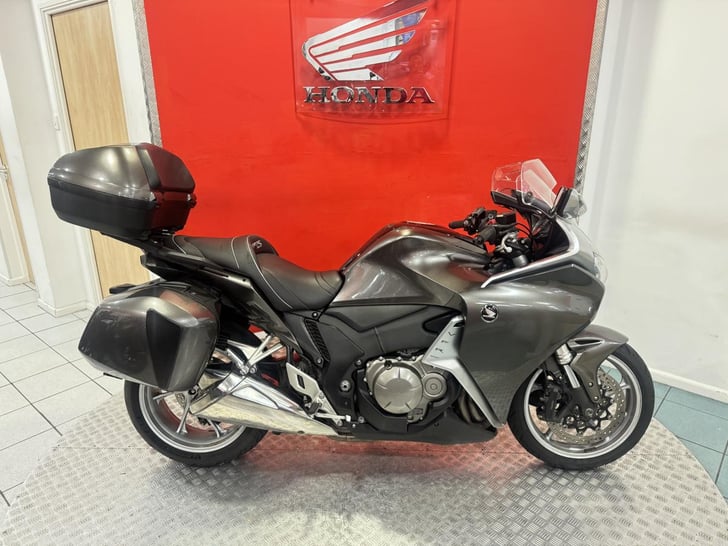 Honda VFR1200F DCT