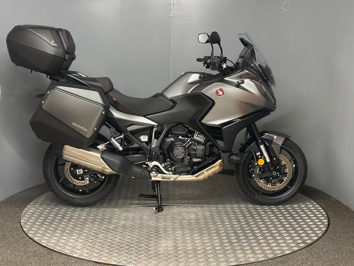 Honda NT1100 DCT