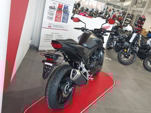 Used Honda CB750 HORNET CB750 HORNET for sale in Newcastle-under-Lyme | Image 3