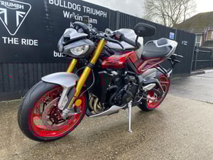 New Triumph STREET TRIPLE 765 RX STREET TRIPLE 765 RX | Image 4