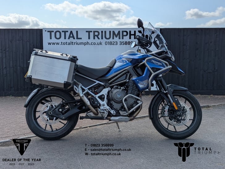 TRIUMPH TIGER 1200 GT PRO