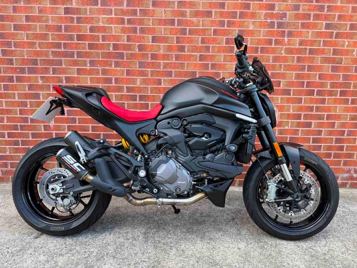 DUCATI MONSTER PLUS 