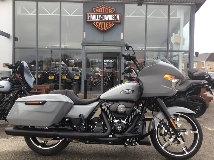 Harley-Davidson TOURING FLTRX ROAD GLIDE