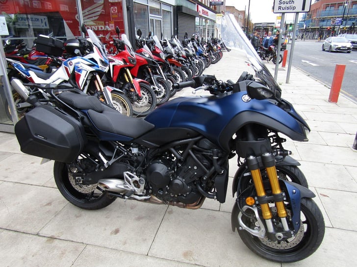 YAMAHA NIKEN GT 847