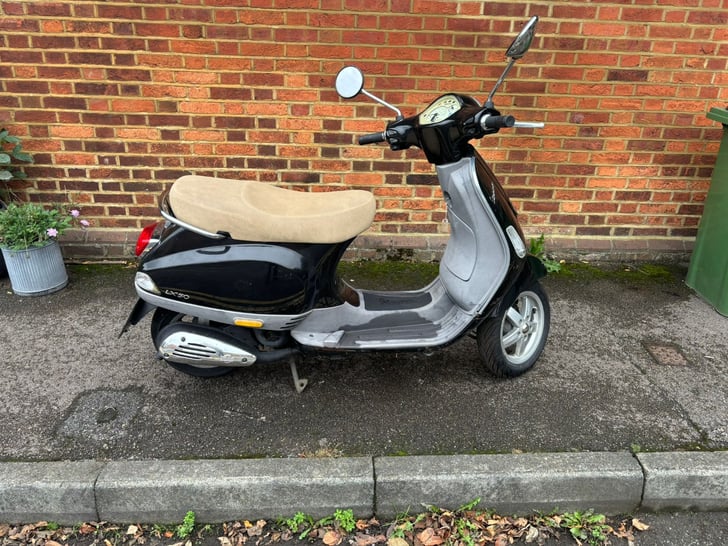 Vespa LX 50