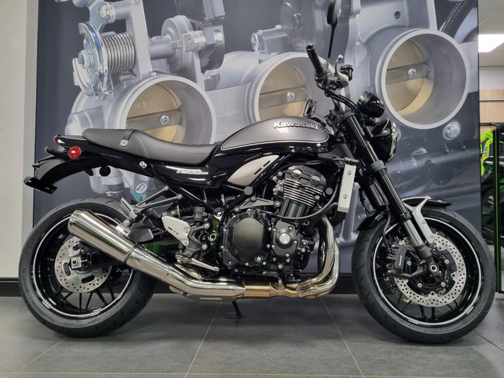 KAWASAKI Z 900RS