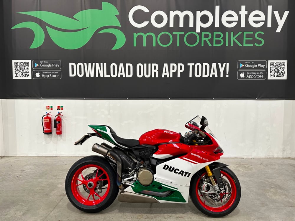 Used Ducati 1299 PANIGALE R FINAL EDITION 1299 PANIGALE R FINAL EDITION for sale in Hinckley
