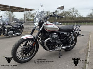 Used Moto Guzzi V9 ROAMER V9 ROAMER | Image 4