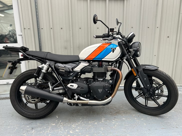 Triumph SPEED TWIN
