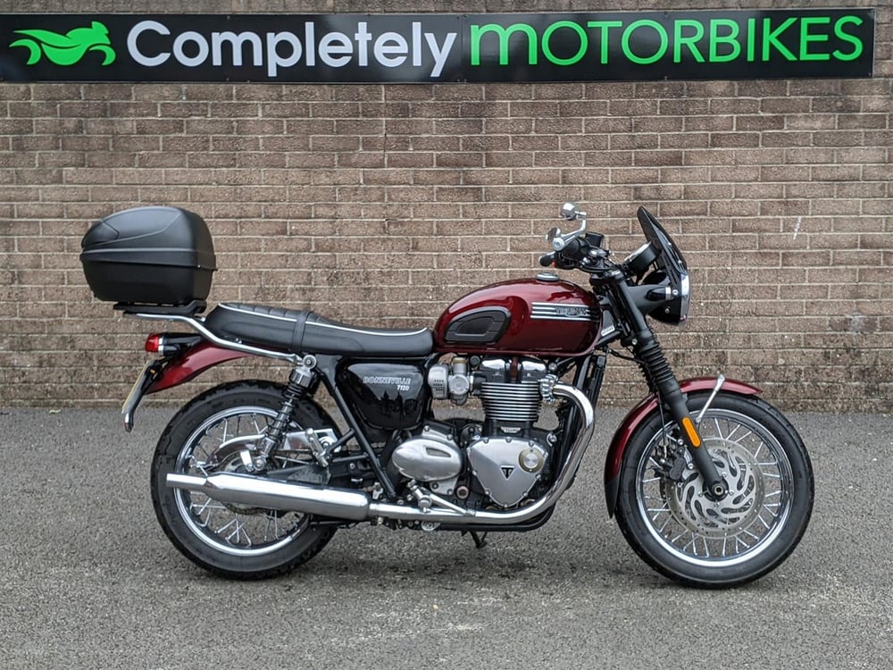 Used Triumph BONNEVILLE BONNEVILLE T120 for sale in Cwmbran