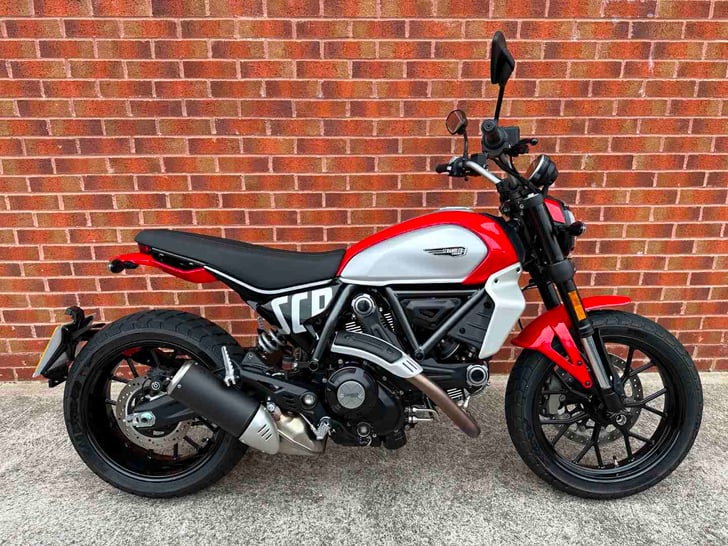 Ducati SCRAMBLER 800 ICON 