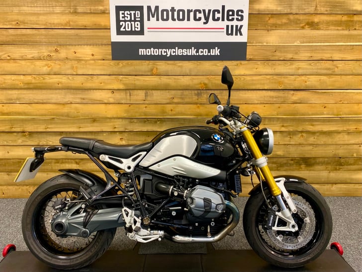 BMW R NINE T